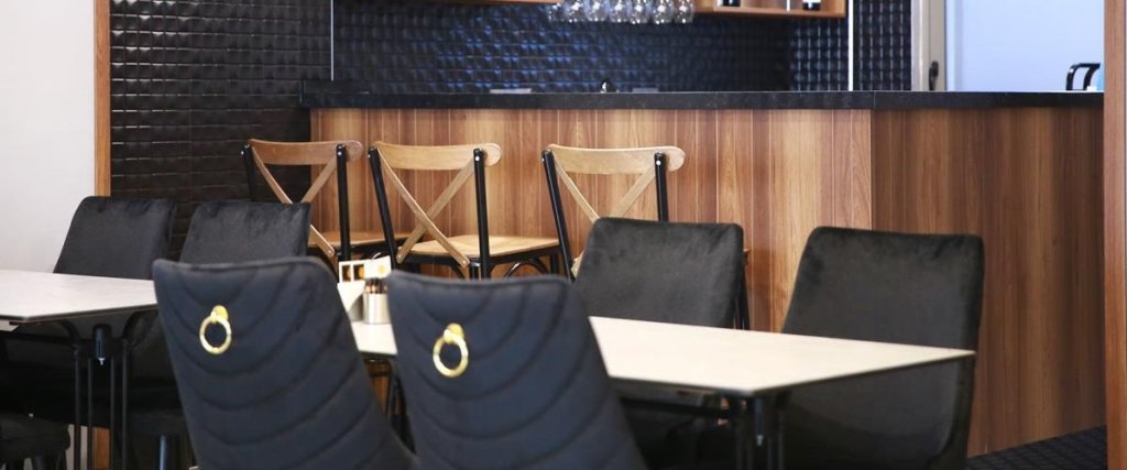 Измир: Mithras Hotel & Cafe