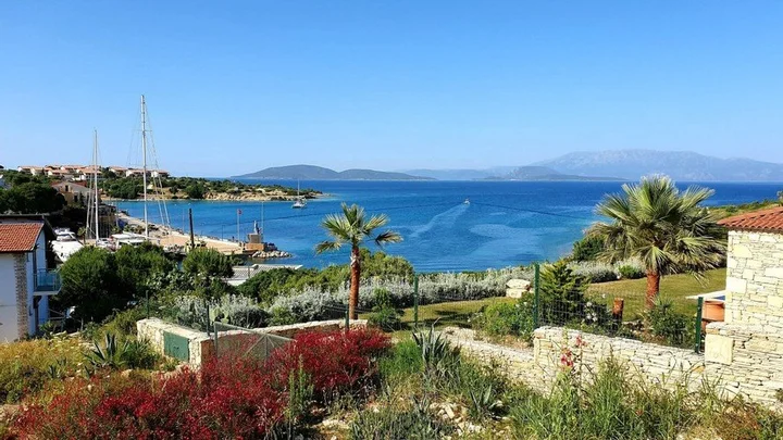 Чешме: Sisus Std | Cesme