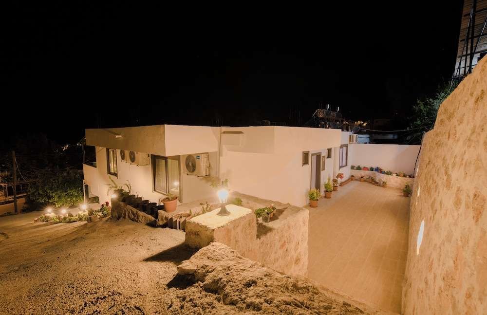Калкан: Mulberry Suit Aparts