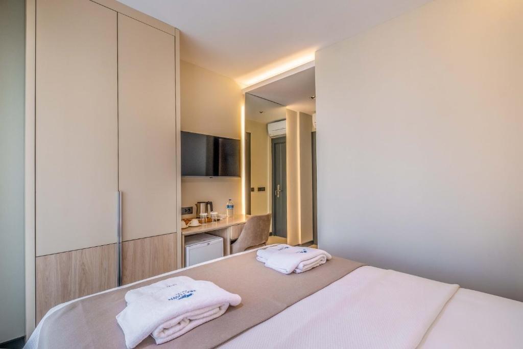 Каш: Seatown Hotel
