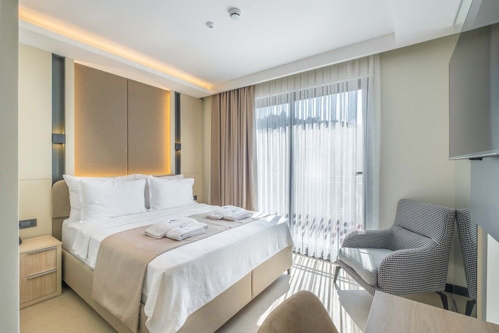 Каш: Seatown Hotel