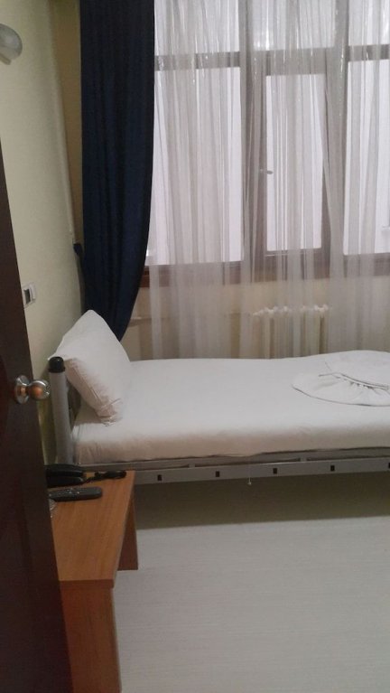 Конья: Es Hotel