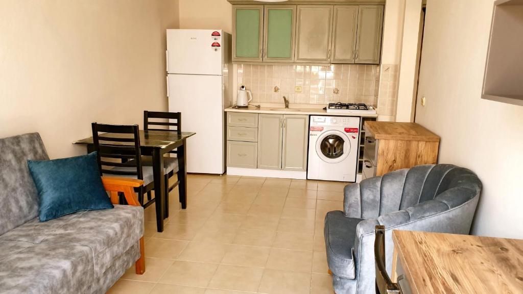 Кемер: Boni̇to House