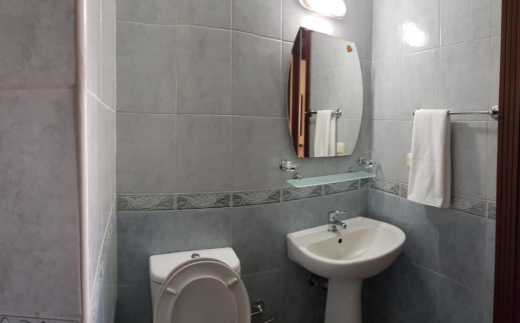 Кемер: Boni̇to House