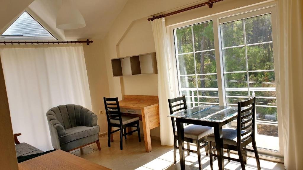 Кемер: Boni̇to House