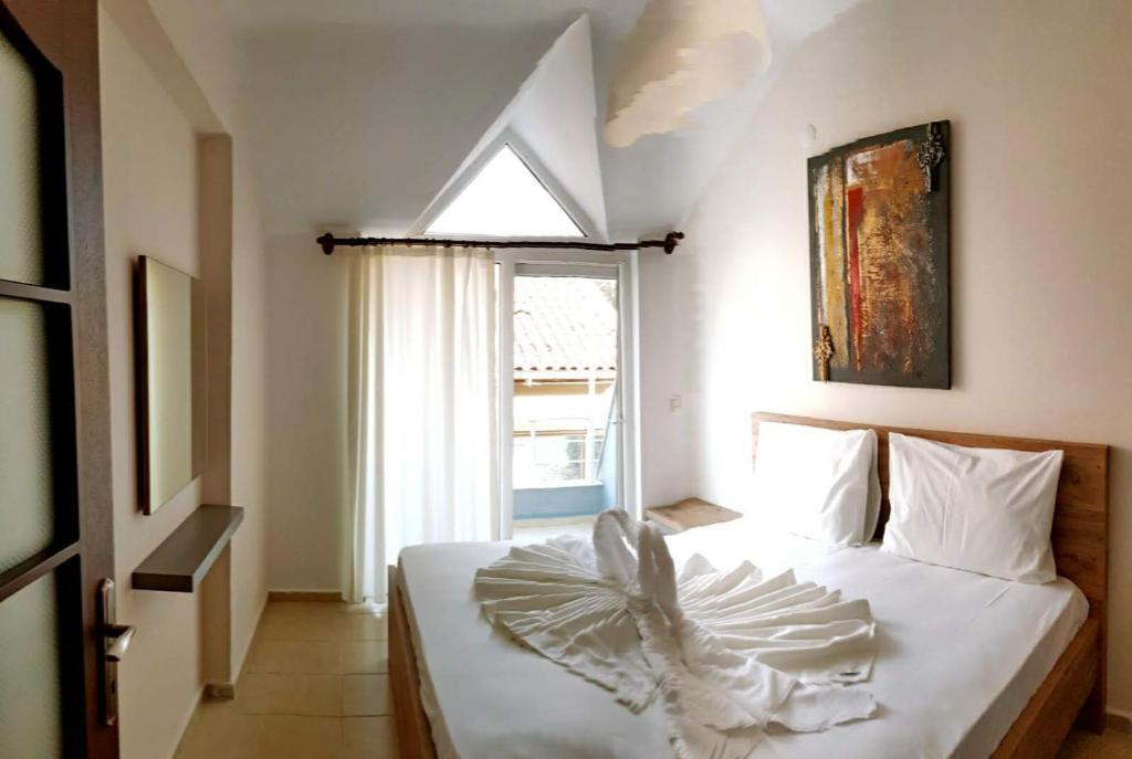 Кемер: Boni̇to House