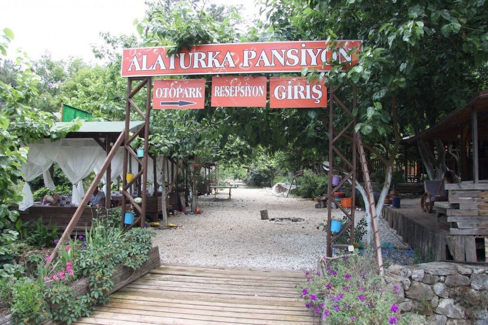 Кумлуджа: Olympos Alaturka Pansiyon