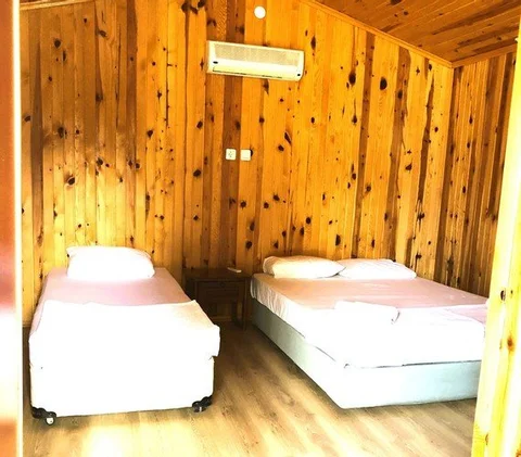 Кумлуджа: Iris Bungalow
