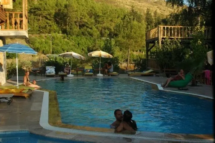 Кумлуджа: Olimpos Köy Evi