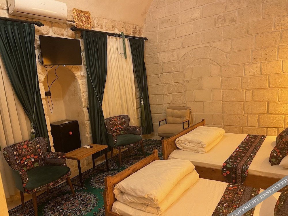 Мидьят: Şikeft Butik Otel