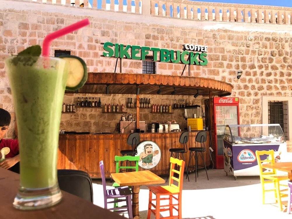 Мидьят: Şikeft Butik Otel