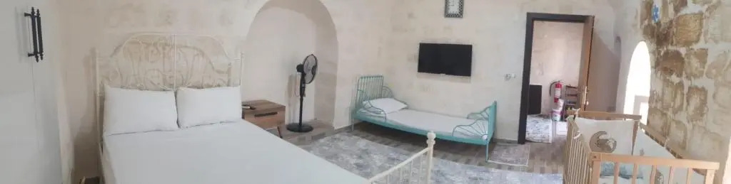 Мидьят: Tarihi Midyat Acar Konağı