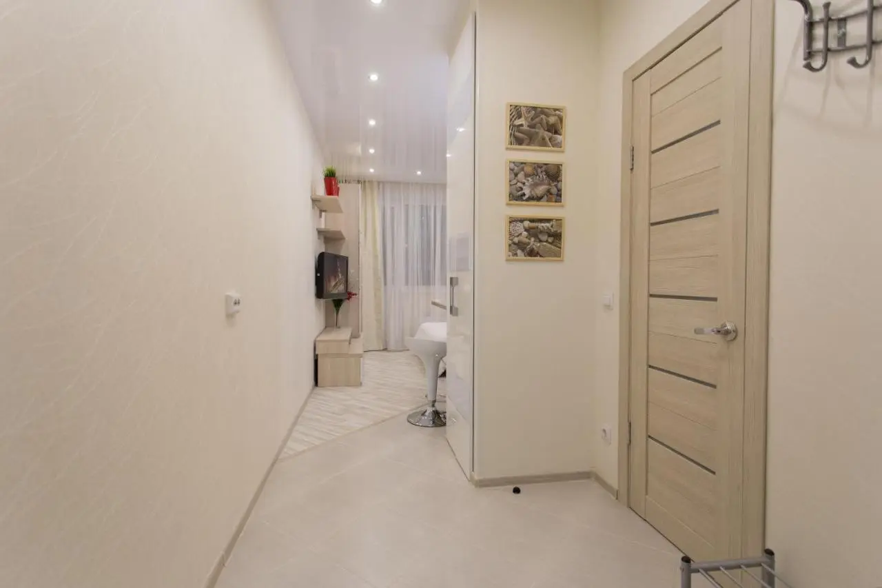 Нижний Новгород: 5days-nn, Studio apartment on Burnakovskaya 93