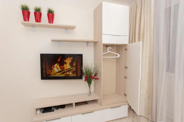 Нижний Новгород: 5days-nn, Studio apartment on Burnakovskaya 93