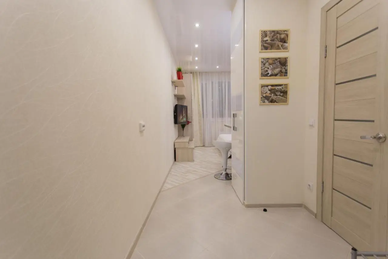 Нижний Новгород: 5days-nn, Studio apartment on Burnakovskaya 93