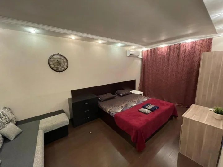 Нижний Новгород: Apartments on Rodnikovaya 6a