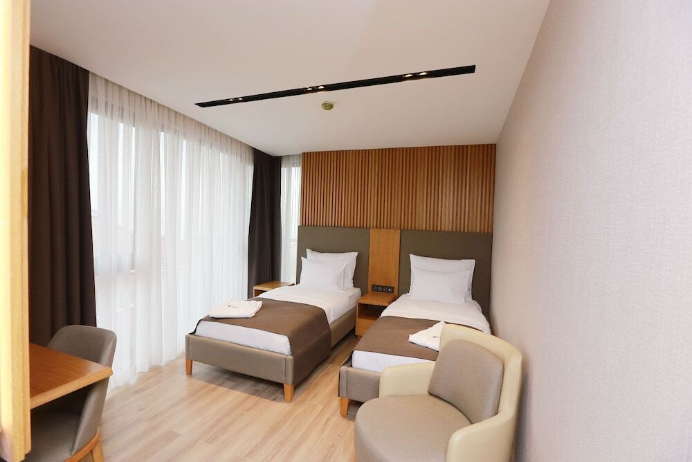 Орду: Pikola Otel