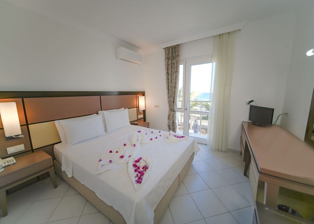 Бодрум: Zuzuu Beach Hotel