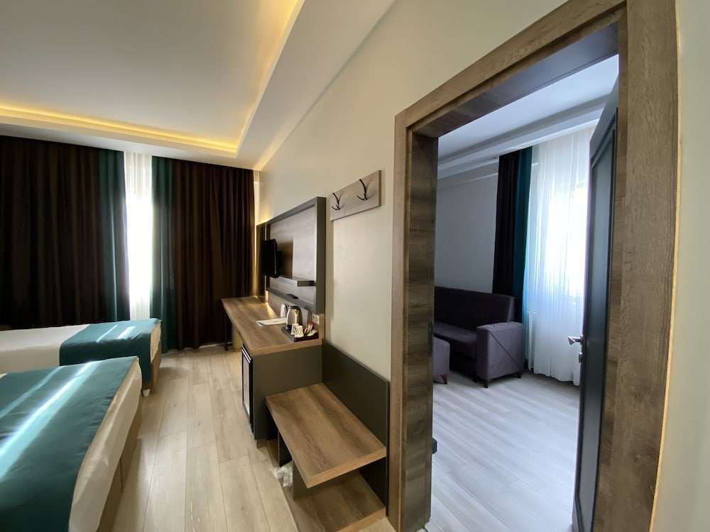 Сарыкамыш: Iceberg Otel
