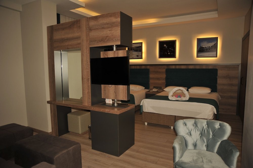 Сарыкамыш: Iceberg Otel