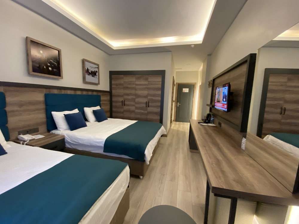 Сарыкамыш: Iceberg Otel