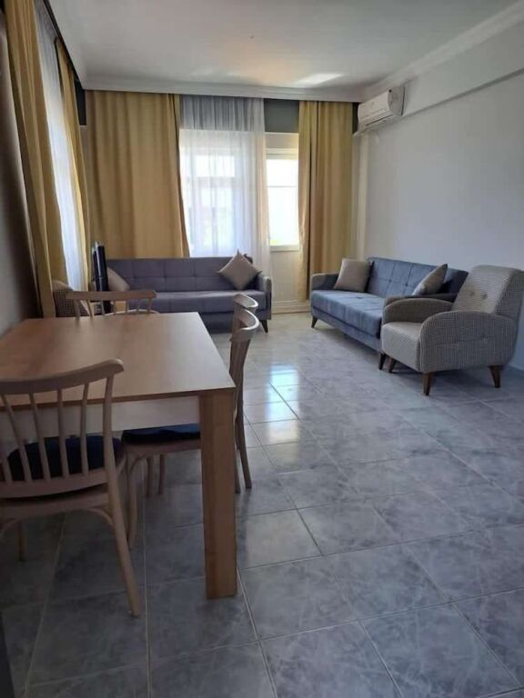 Текирова: Tomris Apart