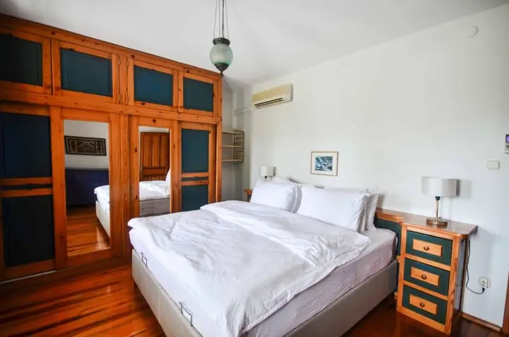 Битез: Villa Ercin