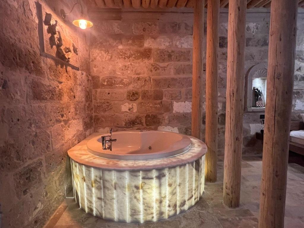 Учисар: La Fairy Cappadocia Adult Only