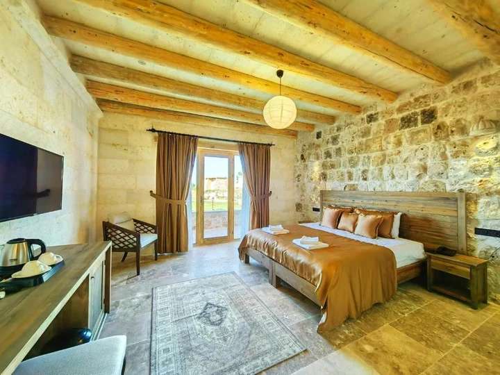 Учисар: La Fairy Cappadocia Adult Only
