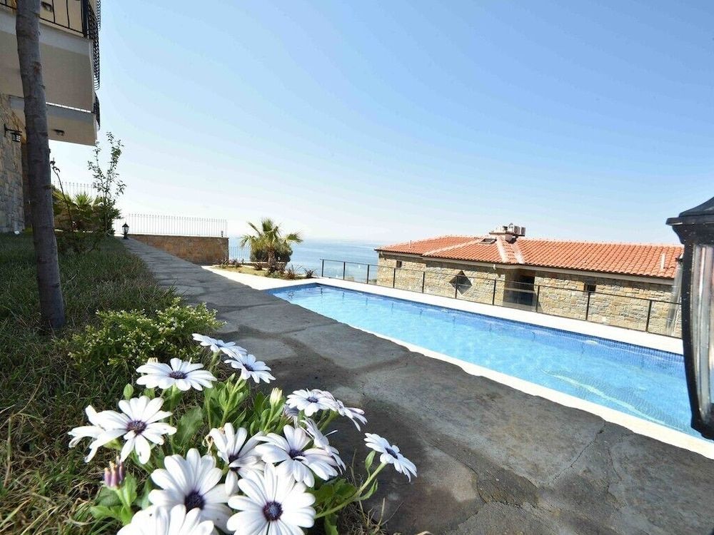 Зейтинликой: Limnos Hotel