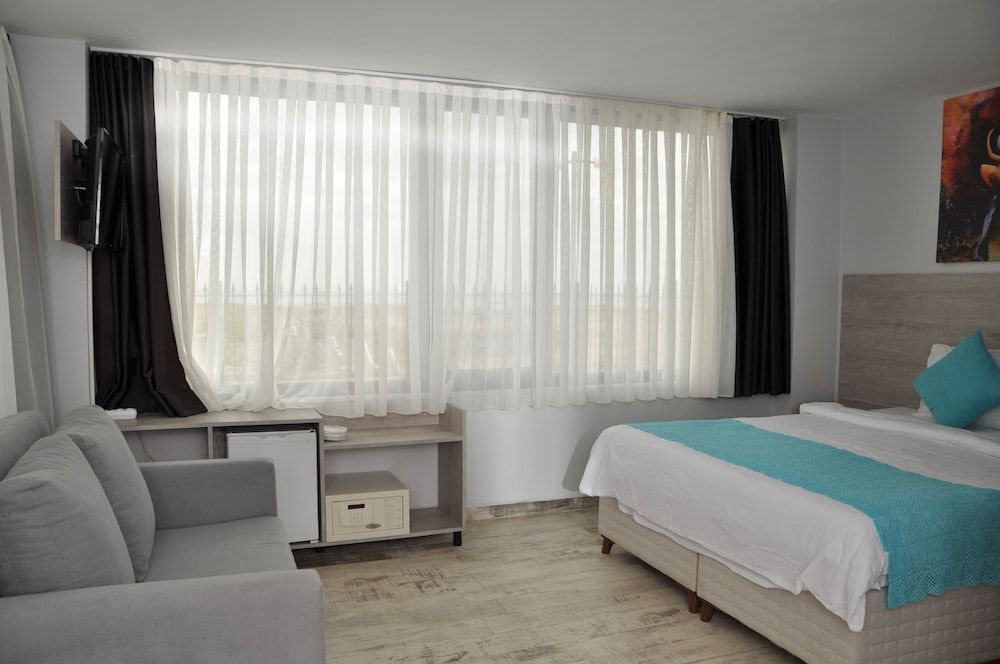 Микрорайон Яликой: Yaliköy Deni̇z Otel