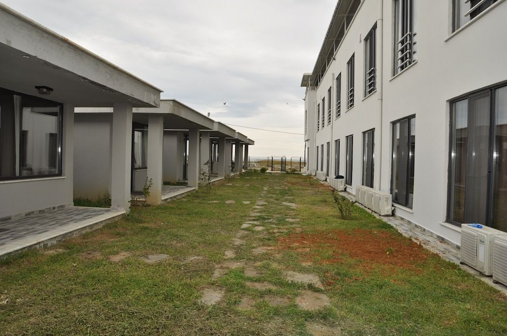 Микрорайон Яликой: Yaliköy Deni̇z Otel