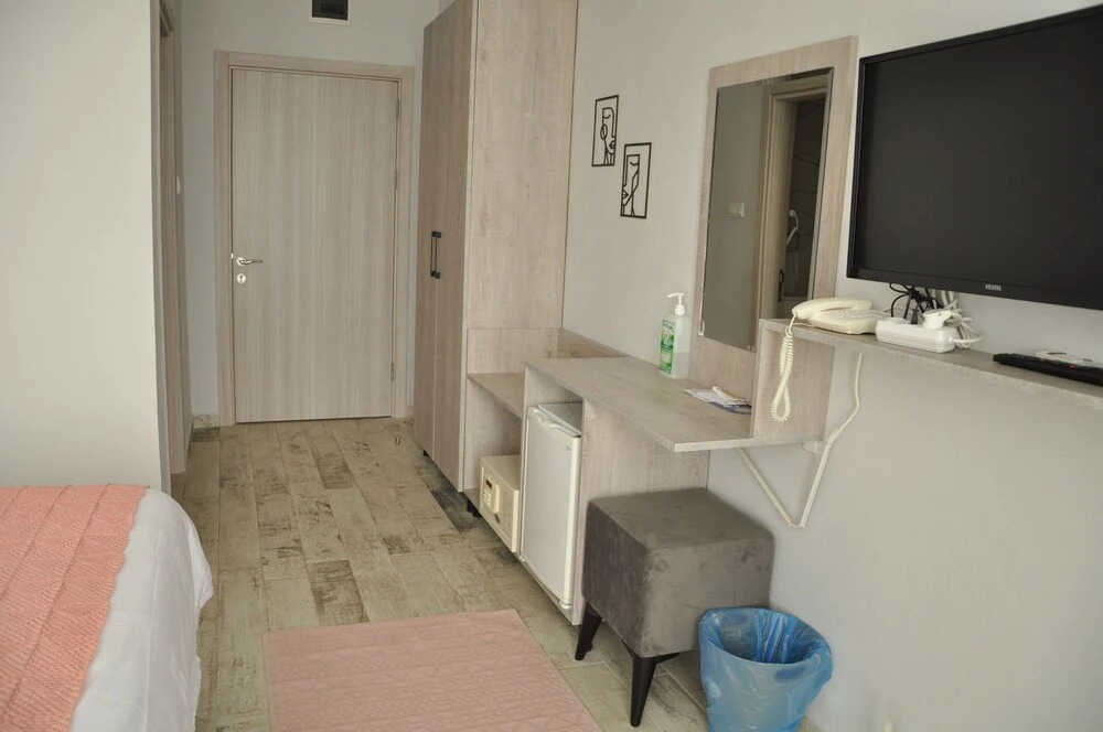 Микрорайон Яликой: Yaliköy Deni̇z Otel