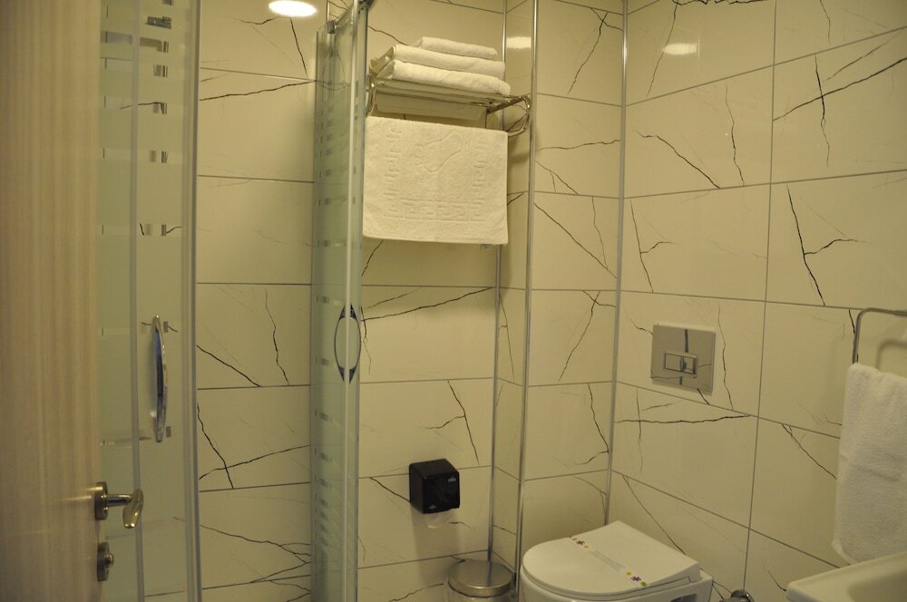 Микрорайон Яликой: Yaliköy Deni̇z Otel