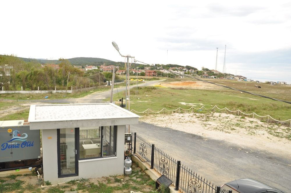 Микрорайон Яликой: Yaliköy Deni̇z Otel