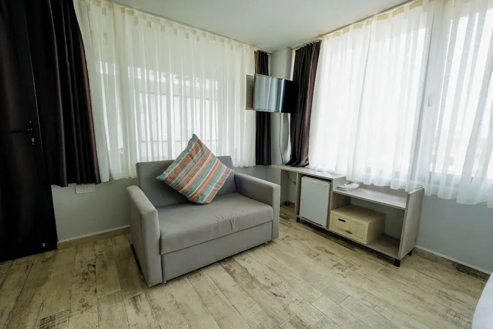 Микрорайон Яликой: Yaliköy Deni̇z Otel