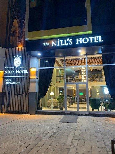 Ван: The Nill’s Hotel