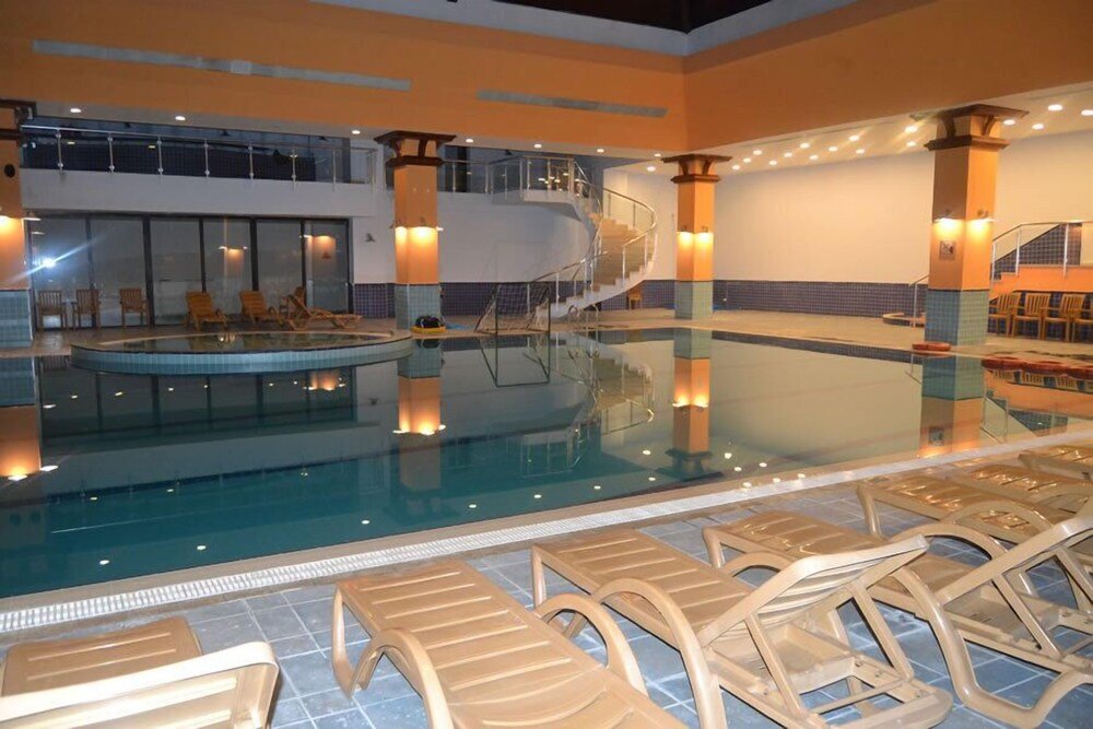 Сарыкамыш: Duja Chalet Ski Center