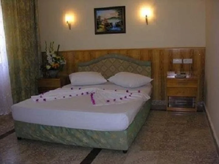 Бельдиби: Adress Beach Hotel