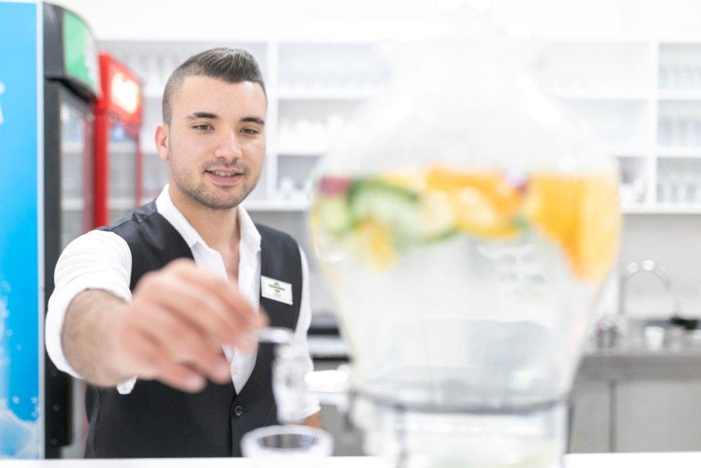 Гюзельчамлы: Gumus Termal Hotel Kusadasi