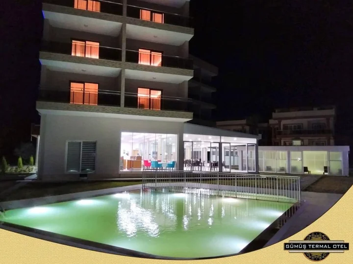 Гюзельчамлы: Gumus Termal Hotel Kusadasi