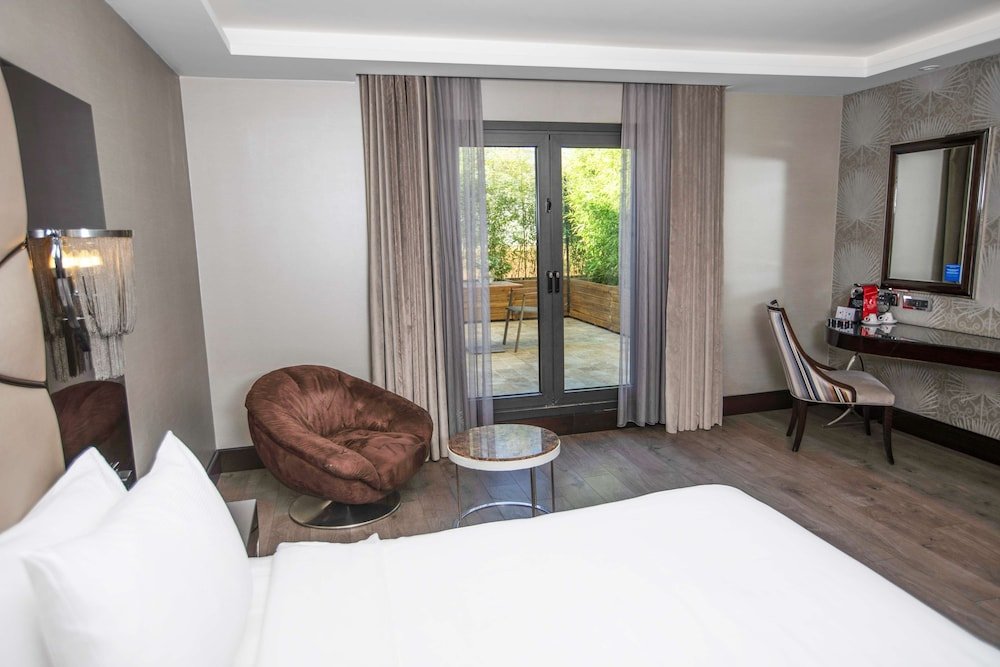 Стамбул: Biz Cevahir Hotel Istanbul