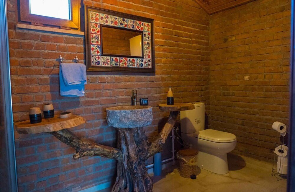 Увезпинар: Charming Stone House With Private Pool and Nature View in Iznik Bursa