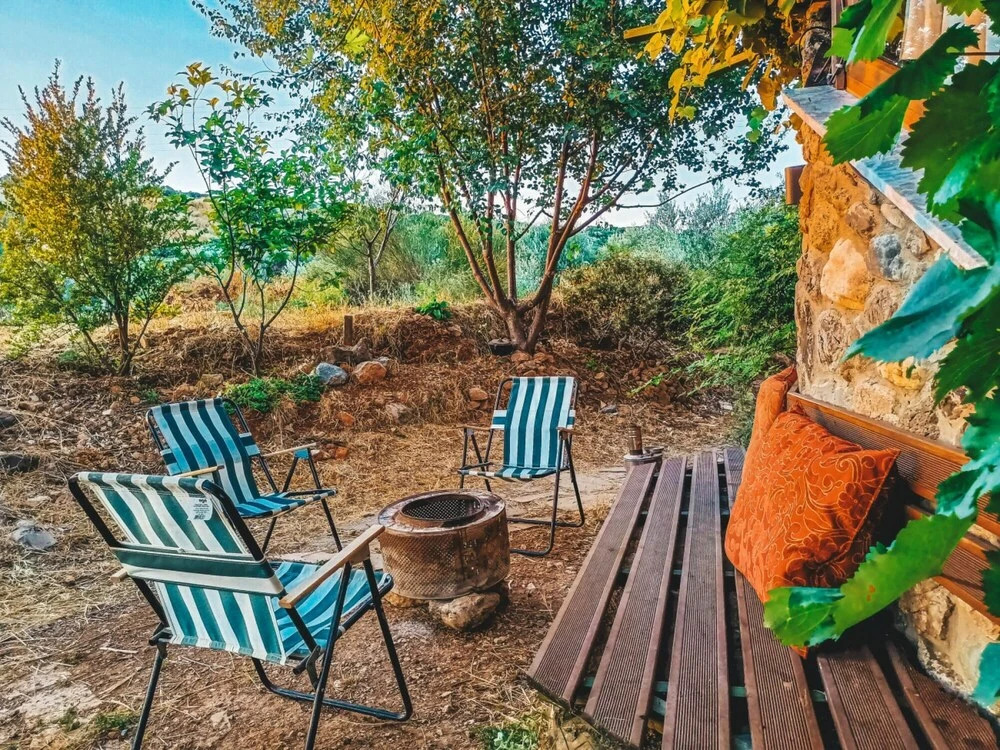 Карабурун: Enchanting Unique House With Backyard in Izmir