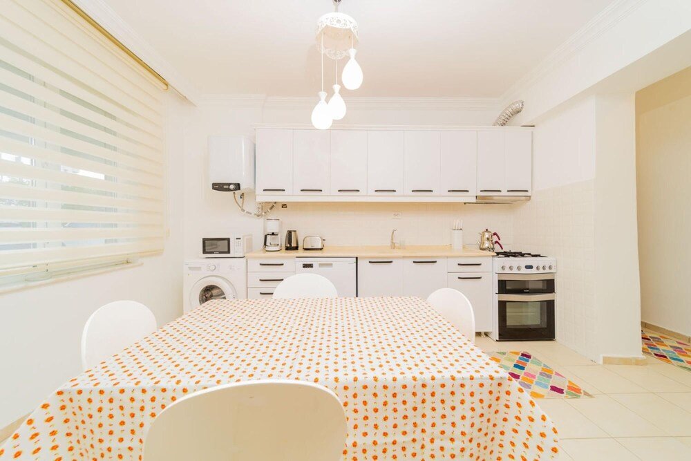 Magnificent Flat 300 m to Beach in Aksu — фото 5