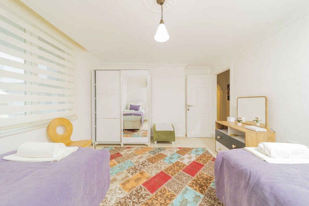 Аксу: Magnificent Flat 300 m to Beach in Aksu
