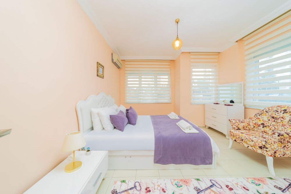 Magnificent Flat 300 m to Beach in Aksu — фото 3