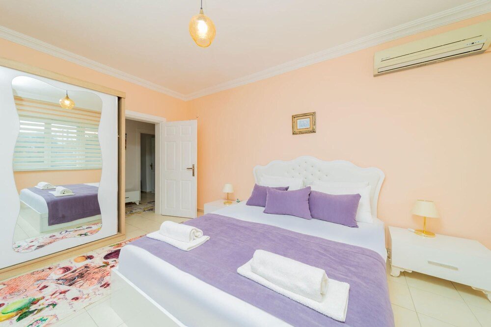 Magnificent Flat 300 m to Beach in Aksu — фото 4