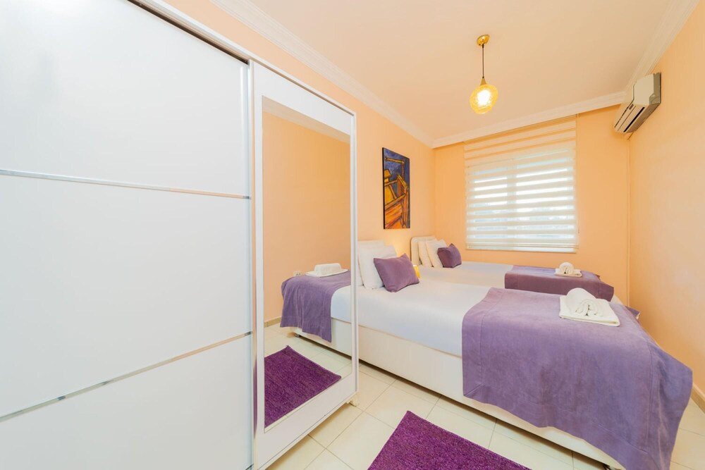 Аксу: Magnificent Flat 300 m to Beach in Aksu