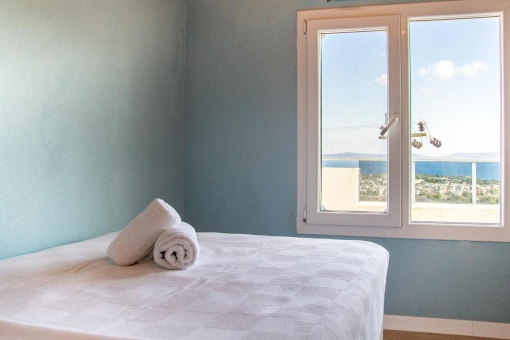 Карабурун: House In Mordogan With Sea And Mountain View
